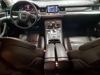 2008 Audi S8 z VIN WAUPN94E88N010023, wystawiony jako Copart lot #46978255 z przebiegiem 160 586 mil mil oraz Szkoda całkowita • Salvage title. Historia ofert i sprzedaży dostępna na DreamBid. Obrazek 8.