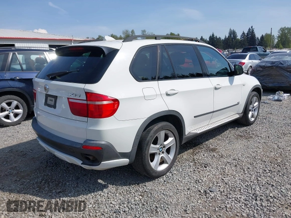 2007 BMW X5 3.0si z VIN 4USFE435X7LY80508, wystawiony jako IAAI lot #42126085 z przebiegiem 168 711 mil mil oraz . Historia ofert i sprzedaży dostępna na DreamBid. Obrazek 4.