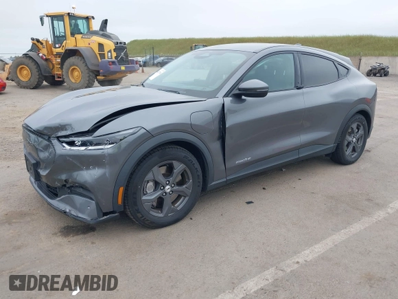 2021 Ford Mustang Mach-E Select z VIN 3FMTK1RM8MMA18120, wystawiony jako IAAI lot #42077686 z przebiegiem 71 626 mil mil oraz . Historia ofert i sprzedaży dostępna na DreamBid. Obrazek 17.