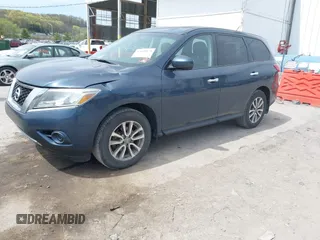 2014 Nissan Pathfinder SV with VIN 5N1AR2MM7EC713787, listed as a IAAI auction lot 42099074 with 136,321 mi miles. Bid and sale history available at carsss.com. Image 2.