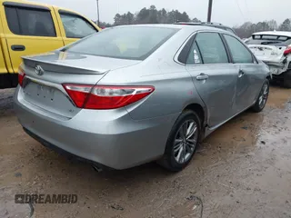 2015 Toyota Camry XLE with VIN 4T1BF1FK5FU925523, listed as a IAAI auction lot 41567775 with 159,086 mi miles. Bid and sale history available at carsss.com. Image 4.