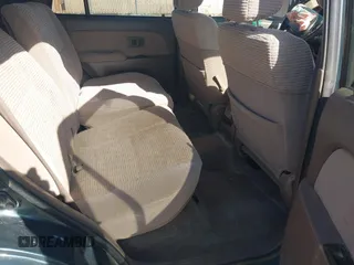 1996 Toyota 4Runner SR5 with VIN JT3HN86R3T0044950, listed as a IAAI auction lot 42099564 with 274,232 mi miles and . Bid and sale history available at DreamBid. Image 8.