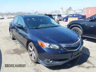 2013 Acura ILX Technology with VIN 19VDE1F77DE018594, listed as a IAAI auction lot 42723800 with 55,747 mi miles and . Bid and sale history available at DreamBid. Image 1.