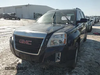2015 GMC Terrain SLT with VIN 2GKALSEK6F6168649, listed as a IAAI auction lot 41646782 with 153,113 mi miles. Bid and sale history available at carsss.com. Image 2.