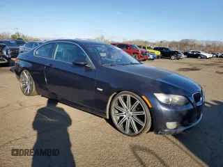 2008 BMW 3 Series 328xi z VIN WBAWC33518PC87121, wystawiony jako Copart lot #83635754 z przebiegiem 113 472 mil mil oraz Szkoda całkowita • Salvage title. Historia ofert i sprzedaży dostępna na DreamBid. Obrazek 4.