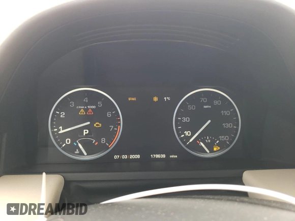 2012 Land Rover Range Rover HSE Lux with VIN SALMF1D45CA372976, listed as a Copart auction lot 48302545 with 178,639 mi miles and Salvage title. Bid and sale history available at DreamBid. Image 9.