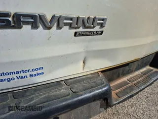 2016 GMC Savana Cargo with VIN 1GTW7AFF2G1907425, listed as a IAAI auction lot 41963763 with 331,520 mi miles. Bid and sale history available at carsss.com. Image 1.