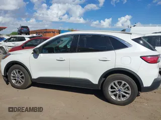 2022 Ford Escape SE with VIN 1FMCU9G64NUA60729, listed as a IAAI auction lot 41983647 with 210,119 mi miles and . Bid and sale history available at carsss.com. Image 14.