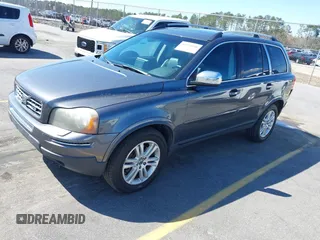 2008 Volvo XC90 V8 with VIN YV4CZ852681428492, listed as a IAAI auction lot 41770146 with 179,905 mi miles. Bid and sale history available at carsss.com. Image 2.