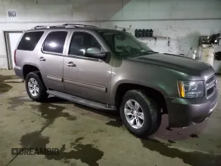 2013 Chevrolet Tahoe LS with VIN 1GNSCAE02DR126495, listed as a Copart auction lot 45039555 with 223,694 mi miles and Clean title. Bid and sale history available at DreamBid. Image 4.