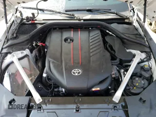2022 Toyota Supra 3.0 z VIN WZ1DB0C0XNW049560, wystawiony jako Copart lot #56988123 z przebiegiem Nie podano mil oraz . Historia ofert i sprzedaży dostępna na DreamBid. Obrazek 12.