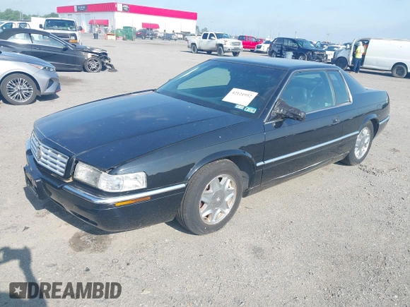 2002 Cadillac Eldorado ESC with VIN 1G6EL12YX2B105502, listed as a IAAI auction lot 42121952 with 110,261 mi miles. Bid and sale history available at carsss.com. Image 2.