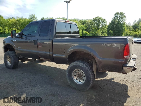 2006 Ford F-250 XL z VIN 1FTSX21PX6EA04242, wystawiony jako Copart lot #59104995 z przebiegiem 157 947 mil mil oraz Czysty tytuł • Clean title. Historia ofert i sprzedaży dostępna na DreamBid. Obrazek 2.