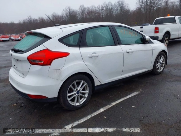 2016 Ford Focus SE with VIN 1FADP3K25GL298329, listed as a IAAI auction lot 41777453 with 100,678 mi miles. Bid and sale history available at carsss.com. Image 4.