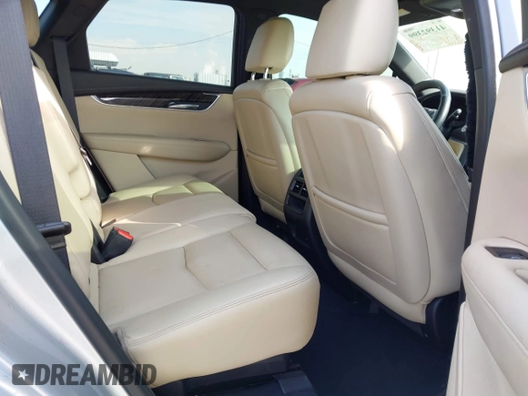 2017 Cadillac XT5 FWD with VIN 1GYKNARS7HZ144148, listed as a IAAI auction lot 41392399 with 96,252 mi miles and . Bid and sale history available at carsss.com. Image 8.