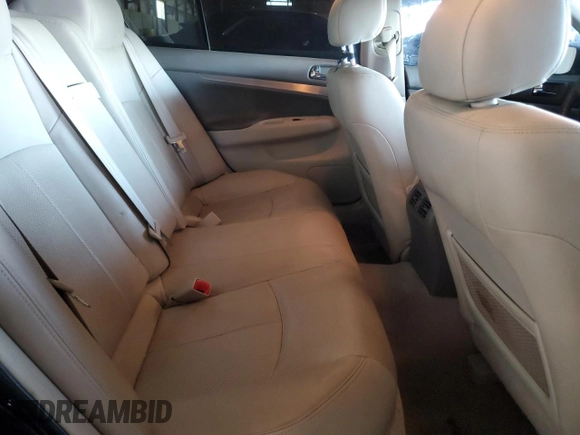 2015 Infiniti Q40 with VIN JN1CV6AP4FM502608, listed as a Copart auction lot 73581584 with 108,744 mi miles and Clean Title. Bid and sale history available at carsss.com. Image 10.