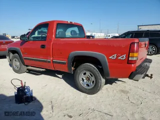 2000 Chevrolet Silverado 1500 with VIN 1GCEK14W7YZ127727, listed as a Copart auction lot 46421675 with 352,666 mi miles and Clean Title. Bid and sale history available at carsss.com. Image 2.