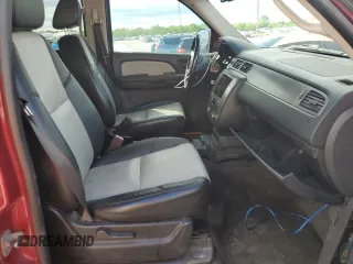 2007 Chevrolet Tahoe LT z VIN 1GNFK13017R364401, wystawiony jako Copart lot #56557555 z przebiegiem 227 803 mil mil oraz Szkoda całkowita • Salvage title. Historia ofert i sprzedaży dostępna na DreamBid. Obrazek 7.