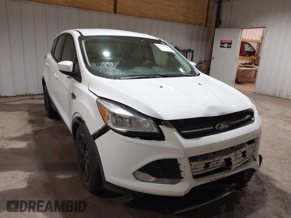 2016 Ford Escape SE with VIN 1FMCU0G71GUB12387, listed as a IAAI auction lot 41920617 with 93,919 mi miles. Bid and sale history available at carsss.com. Image 1.