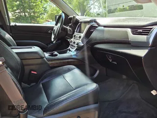 2015 Chevrolet Tahoe LT z VIN 1GNSKBKC0FR180968, wystawiony jako Copart lot #60119995 z przebiegiem 71 681 mil mil oraz Czysty tytuł • Clean title. Historia ofert i sprzedaży dostępna na DreamBid. Obrazek 5.