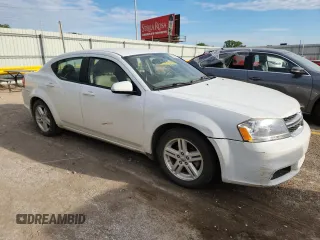 2013 Dodge Avenger SXT with VIN 1C3CDZCB0DN557314, listed as a Copart auction lot 61806395 with 98,967 mi miles and Clean title. Bid and sale history available at DreamBid. Image 4.