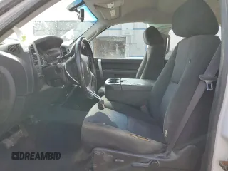 2010 Chevrolet Silverado 1500 LT with VIN 3GCRKSE38AG163444, listed as a Copart auction lot 51784665 with 208,772 mi miles and Salvage Title. Bid and sale history available at DreamBid. Image 7.