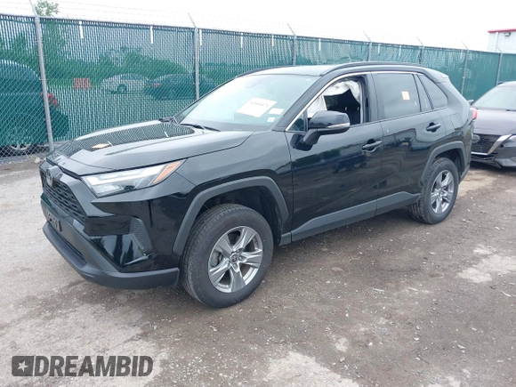2022 Toyota RAV4 XLE with VIN 2T3P1RFVXNC259957, listed as a IAAI auction lot 42601471 with 39,696 mi miles and . Bid and sale history available at DreamBid. Image 2.