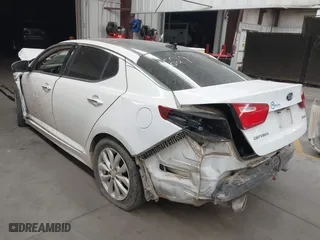 2015 Kia Optima EX with VIN 5XXGN4A76FG501629, listed as a IAAI auction lot 41622464 with 82,455 mi miles. Bid and sale history available at carsss.com. Image 3.