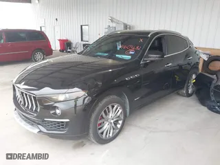 2019 Maserati Levante GranLusso with VIN ZN661XUL4KX321570, listed as a IAAI auction lot 41603682 with 120,085 mi miles. Bid and sale history available at carsss.com. Image 18.