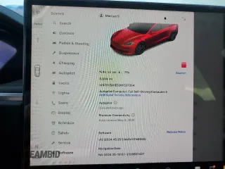 2024 Tesla Model S z VIN 5YJSA1E52RF537354, wystawiony jako Copart lot #43077365 z przebiegiem 8 934 mil mil oraz Szkoda całkowita • Salvage title. Historia ofert i sprzedaży dostępna na DreamBid. Obrazek 9.