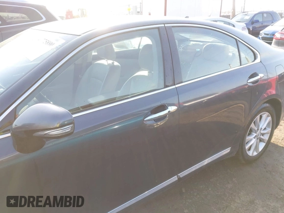 2010 Lexus ES with VIN JTHBK1EGXA2346513, listed as a IAAI auction lot 41775890 with 148,767 mi miles and . Bid and sale history available at carsss.com. Image 14.