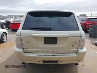 2007 Land Rover Range Rover Sport HSE с VIN SALSK25497A987091, выставлен на аукционе IAAI как лот 41797141 с пробегом 152 279 миль миль и . История ставок и продаж доступна на DreamBid. Изображение 16.