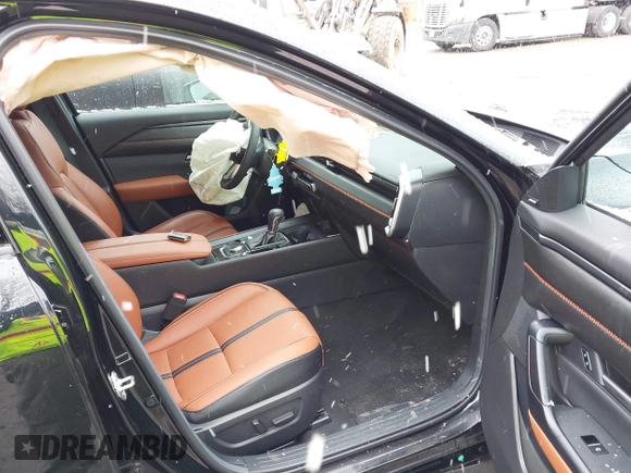 2024 Mazda CX-50 Premium z VIN 7MMVABDYXRN180263, wystawiony jako IAAI lot #41738791 z przebiegiem 9 688 mil mil oraz . Historia ofert i sprzedaży dostępna na DreamBid. Obrazek 5.