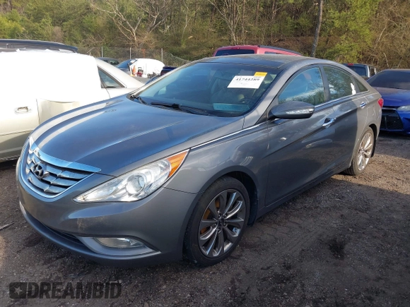 2013 Hyundai Sonata Limited with VIN 5NPEC4AB2DH678312, listed as a IAAI auction lot 41744289 with 177,406 mi miles and . Bid and sale history available at carsss.com. Image 2.