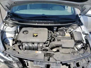 2018 Kia Forte LX with VIN 3KPFK4A70JE209058, listed as a Copart auction lot 52252145 with 39,392 mi miles and Salvage Title. Bid and sale history available at carsss.com. Image 12.
