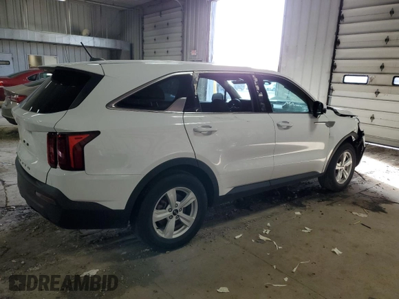 2021 Kia Sorento LX with VIN 5XYRG4LC6MG067363, listed as a Copart auction lot 50237805 with Not Provided miles and Clean Title. Bid and sale history available at carsss.com. Image 3.