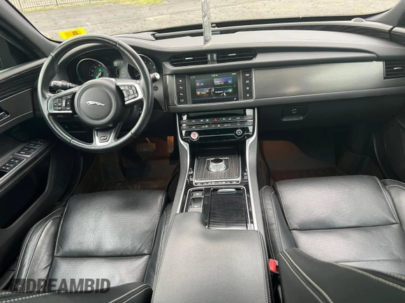 2016 Jaguar XF S with VIN SAJBM4BV0GCY13846, listed as a Copart auction lot 80396964 with 104,657 mi miles and Clean Title. Bid and sale history available at carsss.com. Image 9.