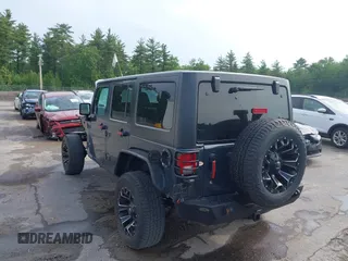 2016 Jeep Wrangler Unlimited Sport z VIN 1C4BJWDG4GL226180, wystawiony jako IAAI lot #42419561 z przebiegiem 76 522 mil mil oraz . Historia ofert i sprzedaży dostępna na DreamBid. Obrazek 3.