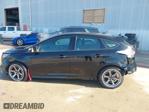 2018 Ford Focus ST with VIN 1FADP3L95JL332577, listed as a IAAI auction lot 41748222 with 73,491 mi miles and . Bid and sale history available at DreamBid. Image 15.