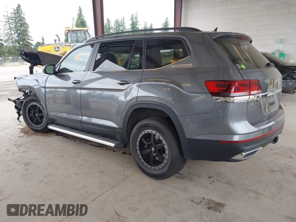 2021 Volkswagen Atlas SE с VIN 1V2KR2CA9MC536446, выставлен на аукционе IAAI как лот 42500641 с пробегом 81 779 миль миль и . История ставок и продаж доступна на DreamBid. Изображение 3.