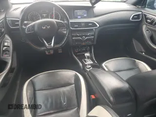 2017 Infiniti QX30 Sport z VIN SJKCH5CPXHA034512, wystawiony jako Copart lot #43760195 z przebiegiem 83 398 mil mil oraz Szkoda całkowita • Salvage title. Historia ofert i sprzedaży dostępna na DreamBid. Obrazek 8.
