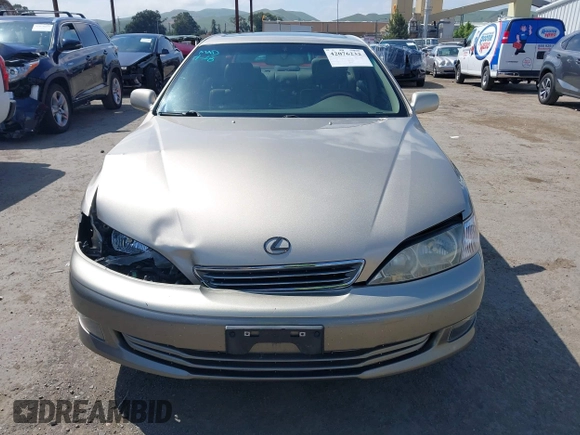 2000 Lexus ES 300 с VIN JT8BF28G7Y0263049, выставлен на аукционе IAAI как лот 42076232 с пробегом 120 805 миль миль и . История ставок и продаж доступна на DreamBid. Изображение 12.