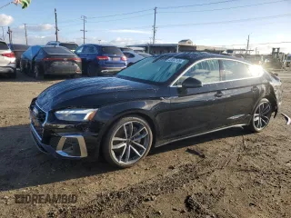 2024 Audi A5 Sportback S line Premium z VIN WAUDACF58RA004479, wystawiony jako Copart lot #48067125 z przebiegiem 5 952 mil mil oraz Szkoda całkowita • Salvage title. Historia ofert i sprzedaży dostępna na DreamBid. Obrazek 1.