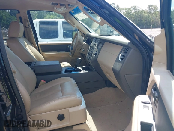 2008 Ford Expedition SSV with VIN 1FMFU15538LA84166, listed as a IAAI auction lot 42727548 with 179,927 mi miles and . Bid and sale history available at DreamBid. Image 5.