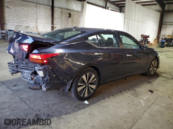 2022 Nissan Altima 2.5 SV with VIN 1N4BL4DV4NN328096, listed as a Copart auction lot 85971534 with 30,005 mi miles and Salvage Title. Bid and sale history available at carsss.com. Image 3.