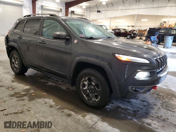 2017 Jeep Cherokee Trailhawk с VIN 1C4PJMBS0HW648724, выставлен на аукционе Copart как лот 62153095 с пробегом 96 606 миль миль и Списание • Salvage title. История ставок и продаж доступна на DreamBid. Изображение 4.