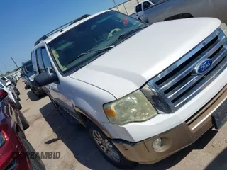2011 Ford Expedition XLT z VIN 1FMJU1H59BEF48627, wystawiony jako IAAI lot #41993522 z przebiegiem 237 391 mil mil oraz . Historia ofert i sprzedaży dostępna na DreamBid. Obrazek 1.