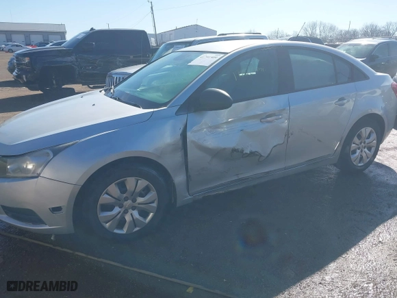 2014 Chevrolet Cruze LS with VIN 1G1PA5SH0E7102286, listed as a IAAI auction lot 41791509 with 171,027 mi miles. Bid and sale history available at carsss.com. Image 14.