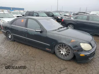 2006 Mercedes-Benz S 500 z VIN WDBNG84J66A477584, wystawiony jako Copart lot #80901574 z przebiegiem Nie podano mil oraz Czysty tytuł • Clean title. Historia ofert i sprzedaży dostępna na DreamBid. Obrazek 4.