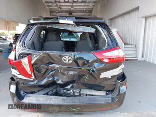 2018 Toyota Sienna XLE Auto Access Seat с VIN 5TDYZ3DCXJS943686, выставлен на аукционе IAAI как лот 42235842 с пробегом 114 833 миль миль и . История ставок и продаж доступна на DreamBid. Изображение 17.